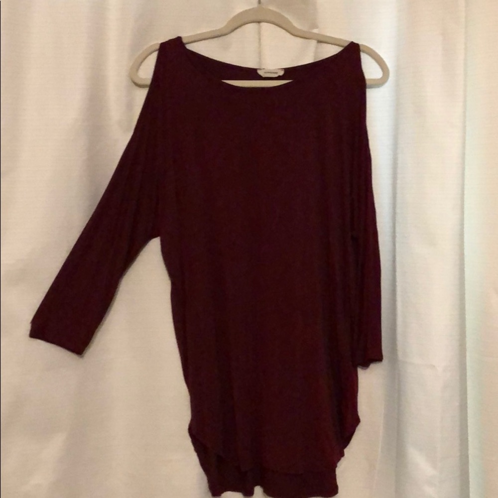 Long sleeve cold shoulder top